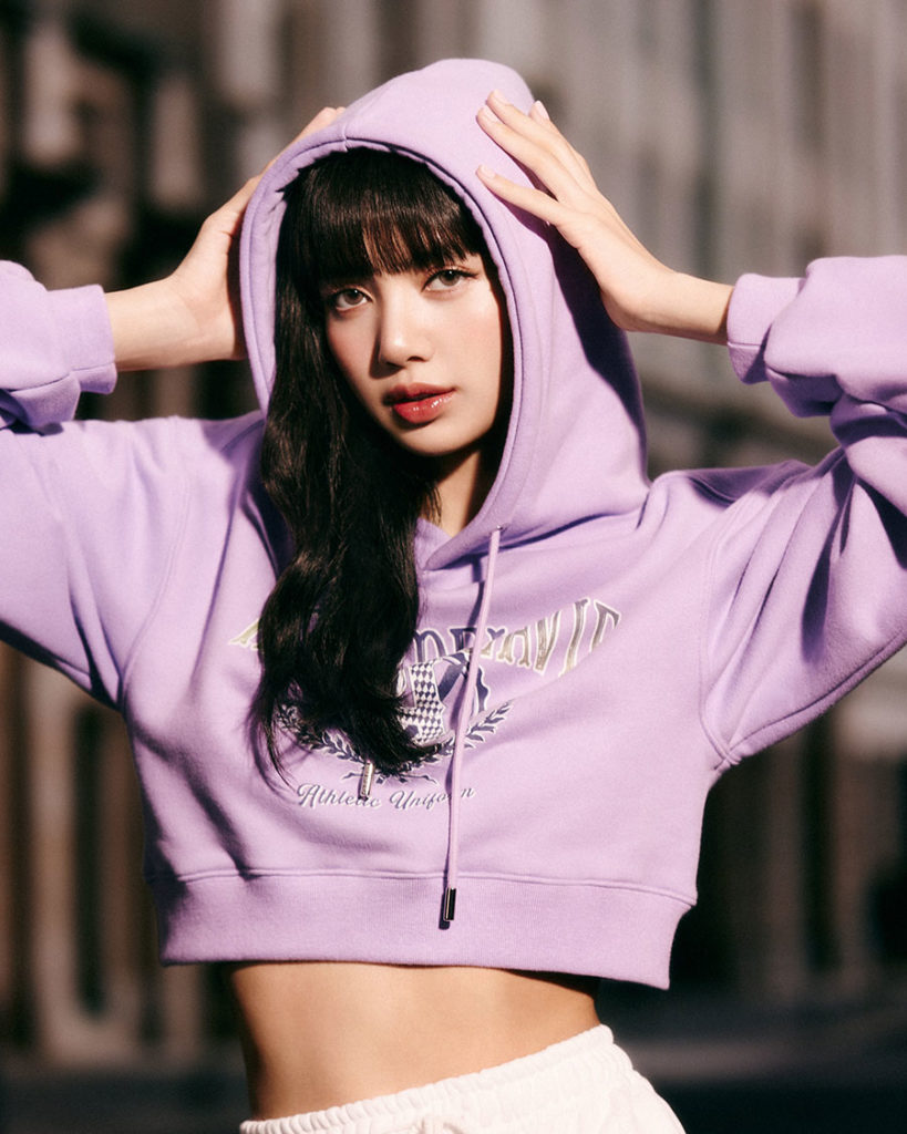 Lisa X Adlv Ss Blackpink Caf