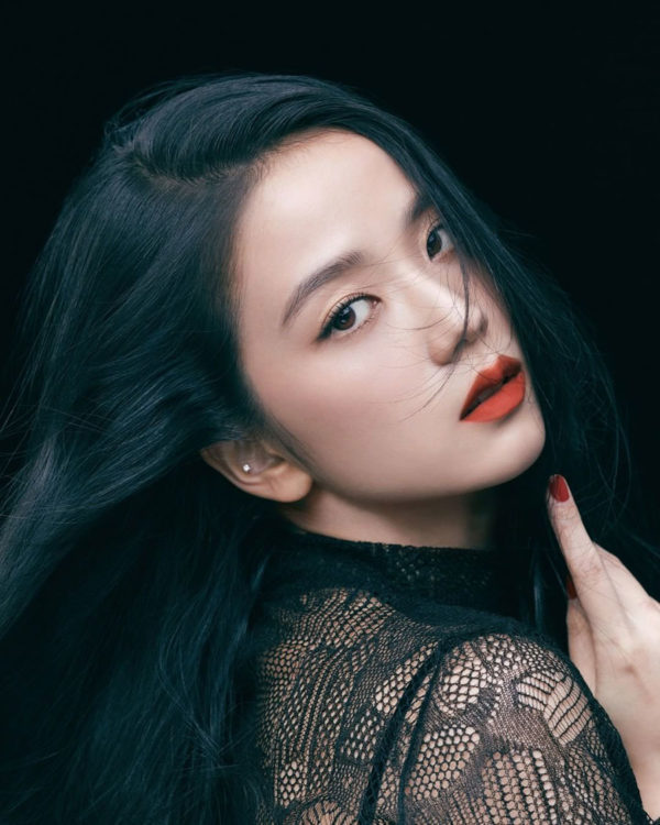 JISOO x Dior Beauty “Dior Forever” Foundation & Lipstick – BLACKPINK CAFÉ