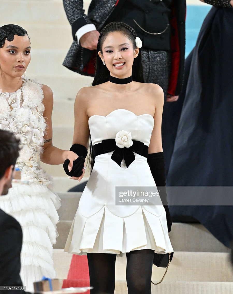 BLACKPINK's Jennie Wears Vintage Chanel to the Met Gala 2023 — See